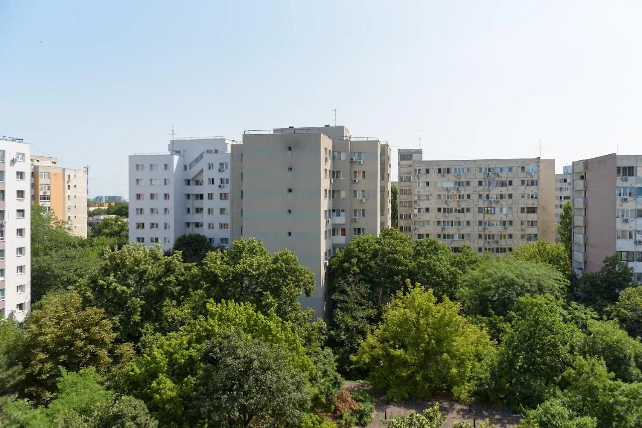 G&V Luxury Apartment Drumul Taberei Bucareste 0*,